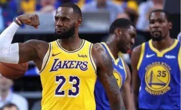  詹姆斯总得分超越贾巴尔，湖人主场举行庆典  