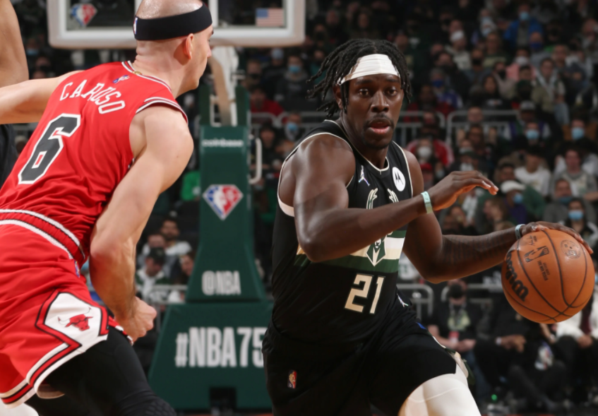  德罗赞33+8公牛撕碎雷霆防线